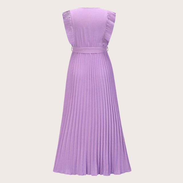 Plissiertes Maxikleid mit Rüschenbesatz und Taillenbindung