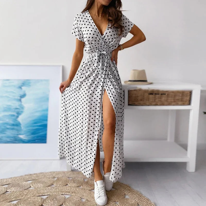 Boho Strandkleid mit V-Ausschnitt und kurzen Ärmeln