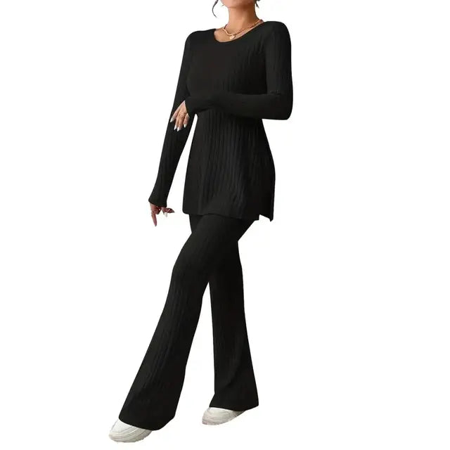 Merche stickat stretchigt set i enfärgad design