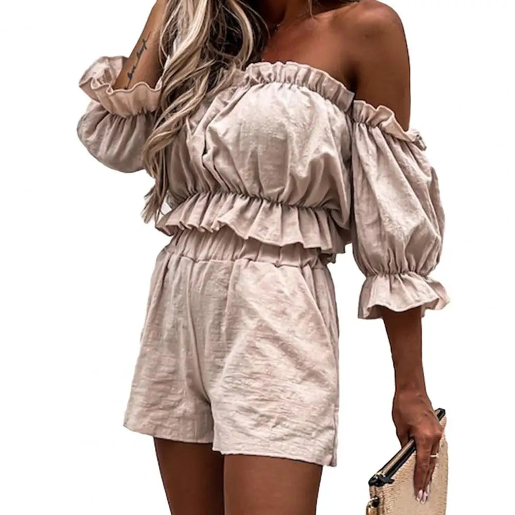 Merche shoulder elegant set med avslappnad look och shorts med hög midja