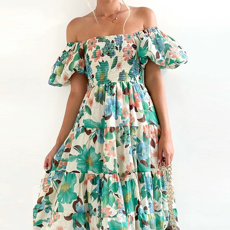 Blumiges Maxikleid mit Puffärmeln