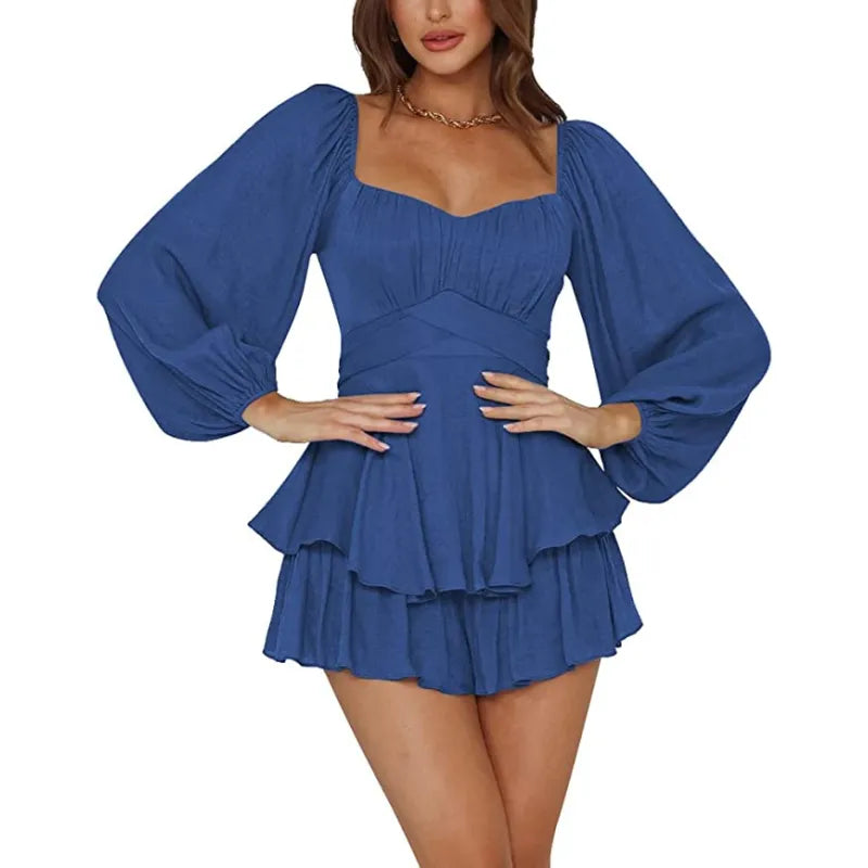 Braunes Minikleid mit langen Ärmeln