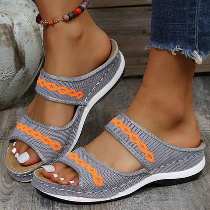 Einzigartige orthopädische Ledersandalen