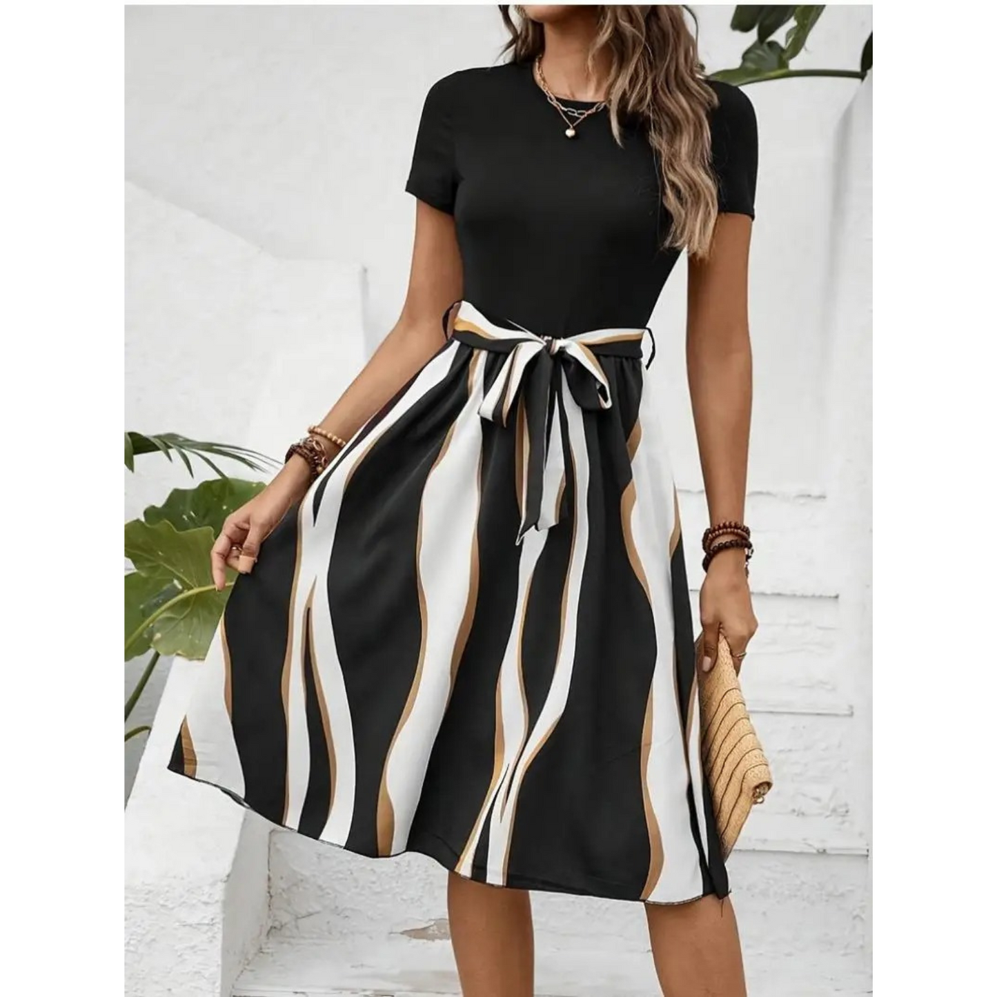 Merche Streifendesign und hochtailliertes Sommerkleid