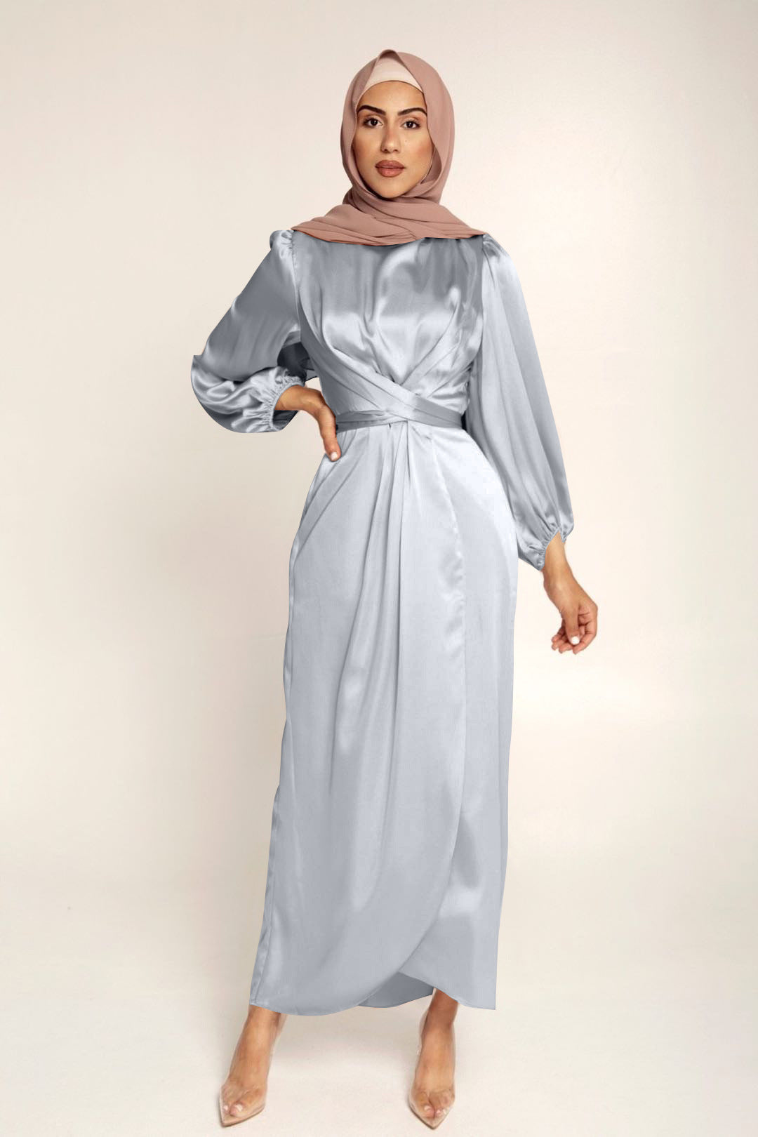Luxuriöses Feminines Tunika-Satin-Kleid