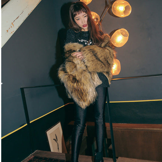 Damen Glamouröser Kunstpelz-Cropped-Mantel mit voluminösen Ärmeln Merchesia