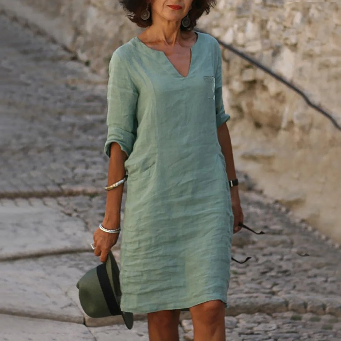 und anmutiges kleid - Rona