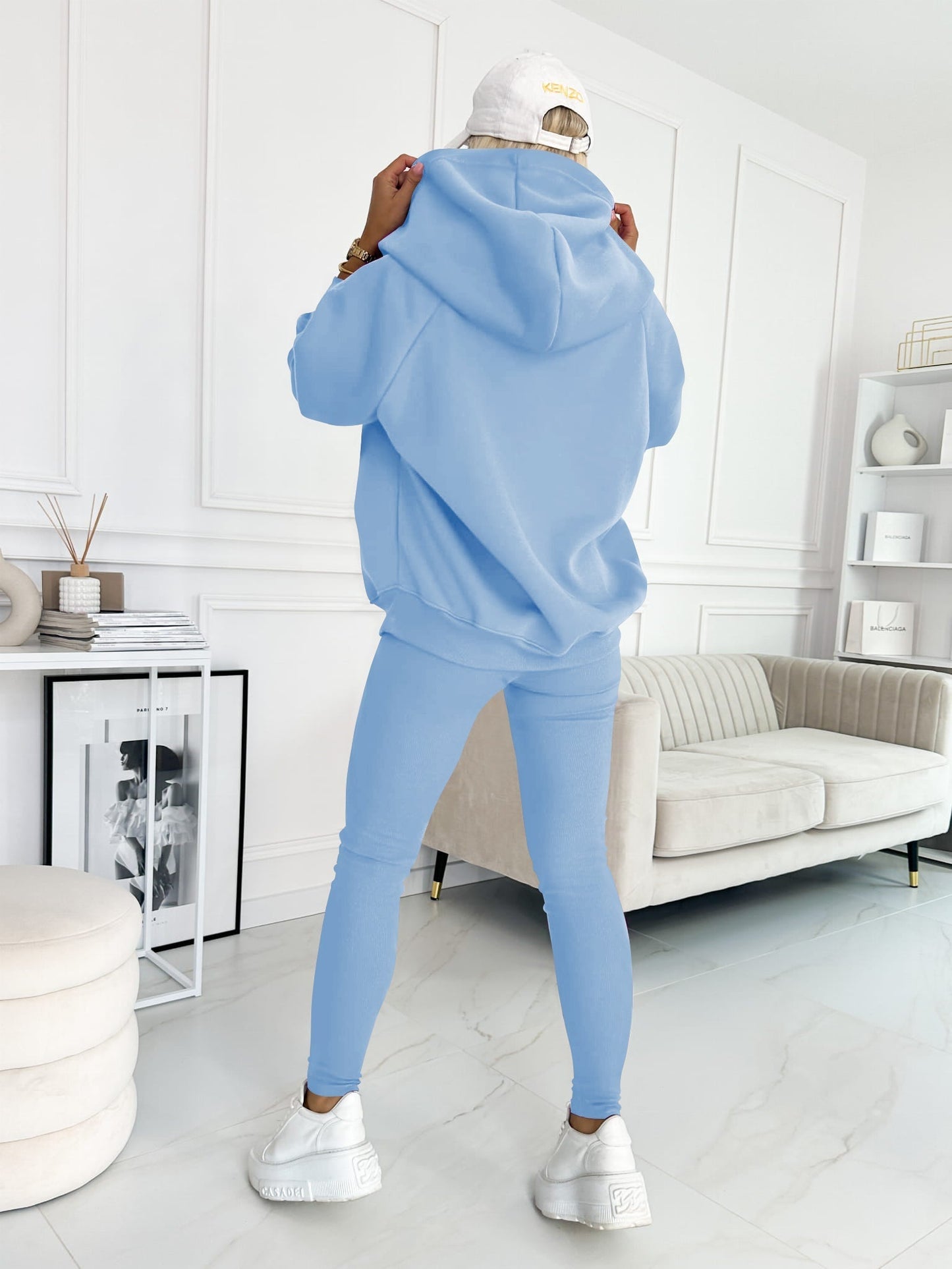 Merche Entspannter und gemütlicher Sweatshirt-Anzug mit Kapuze