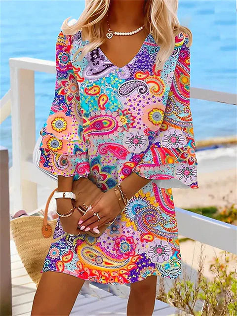 Bunt Beddrucktes Sommerkleid