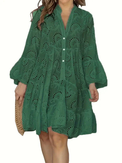 WW | Zeitloses Kleid Mit Spitzem Ausschnitt Und Lockerem Schnitt
