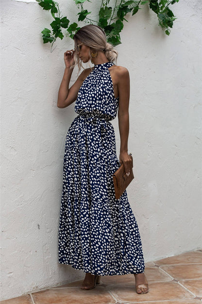 langes Neckholder-Kleid mit Blumendruck