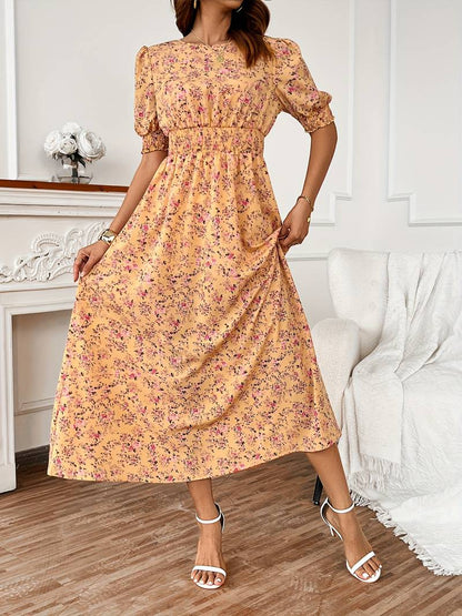 – kleid mit blumendruck und rundhalsausschnitt für frühling und sommer