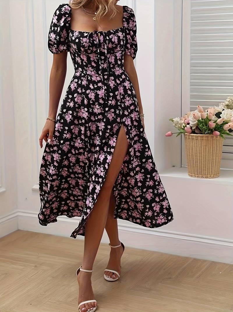 – florales a-linien-kleid mit geteiltem saum für den frühling
