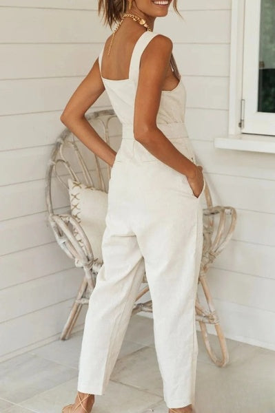 – einfarbige, lockere Jumpsuits mit Schlitz und quadratischem Ausschnitt