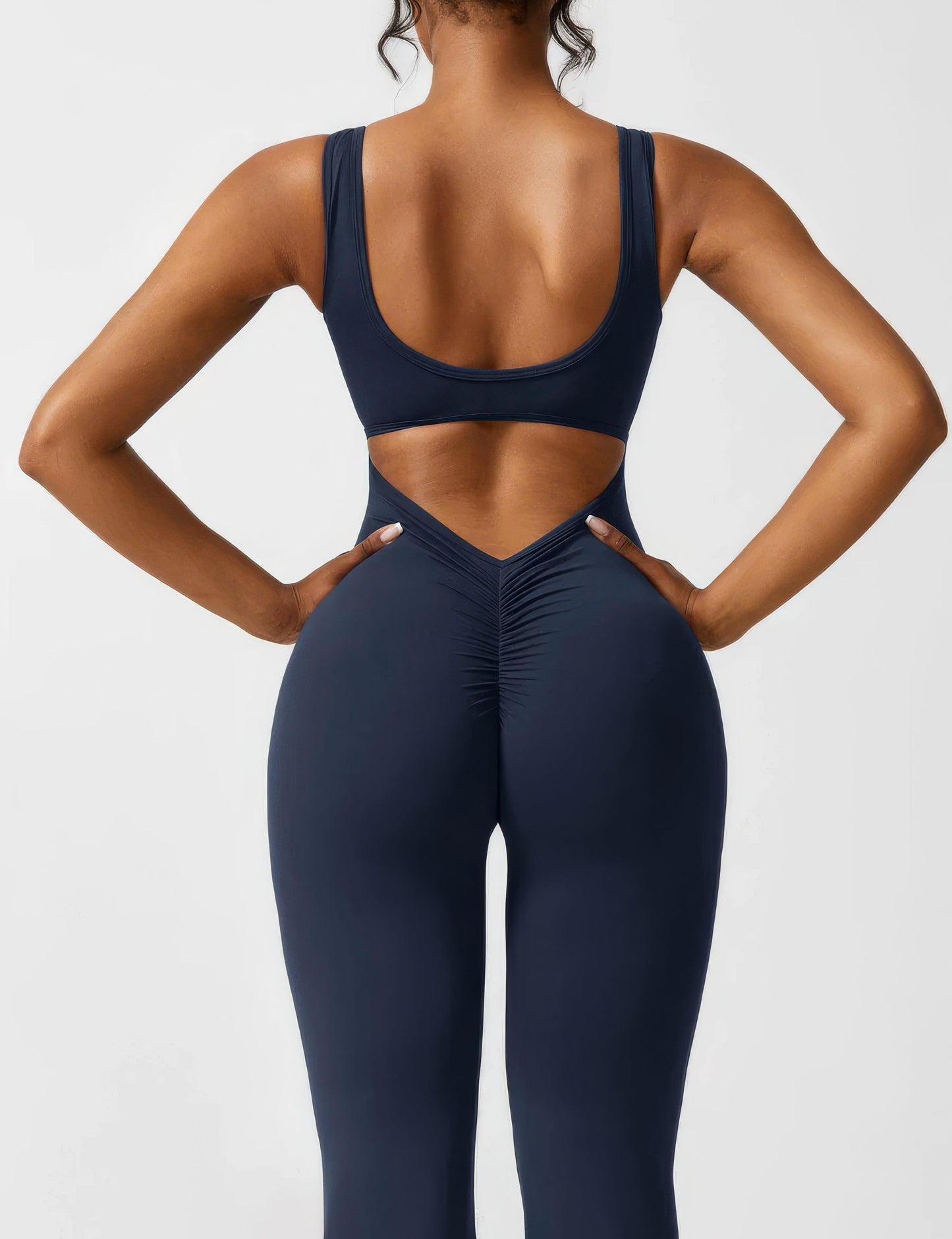 Merche Jumpsuit mit V-förmigem Rücken
