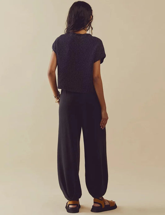 Merche Sommerset aus Strickoberteil und -hose in unifarbenem Stil