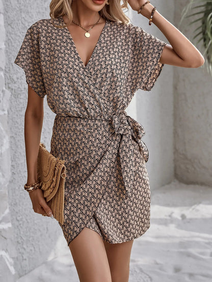 Cross Border Kleid mit V-Ausschnitt
