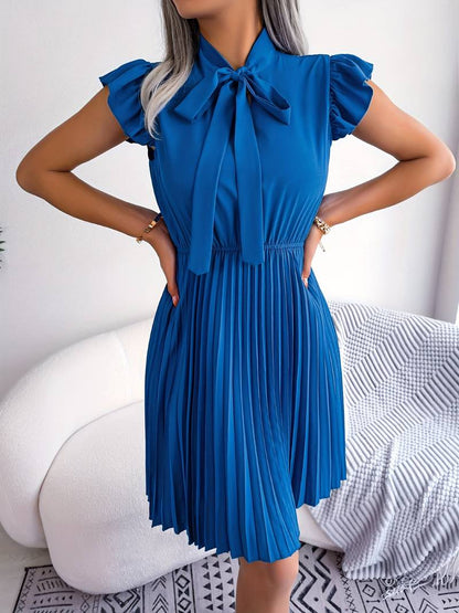 Einfarbiges Kleid