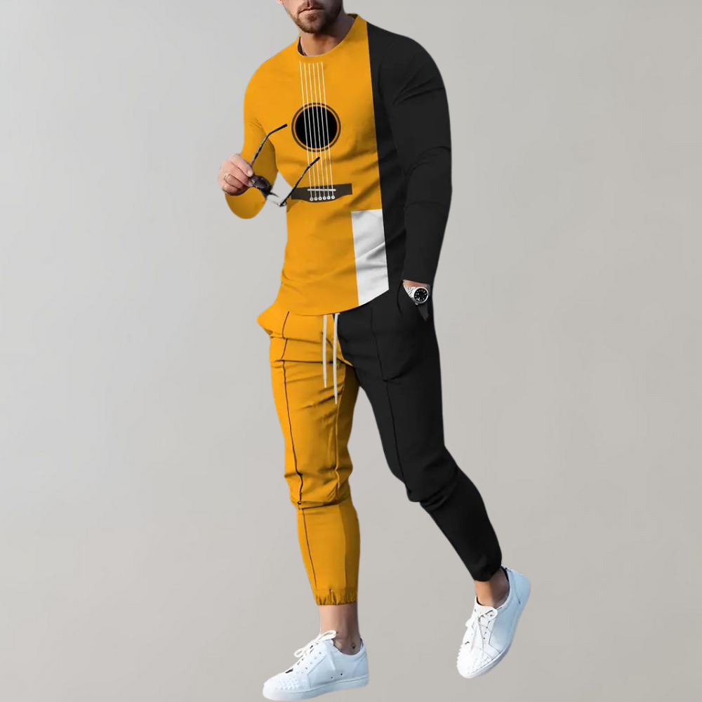 Merche und weißer Trainingsanzug mit Gitarrenmotiv