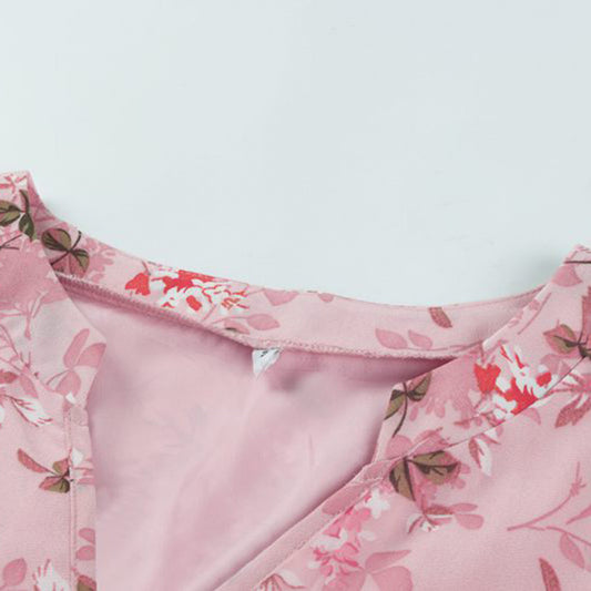 Blumiges Minikleid