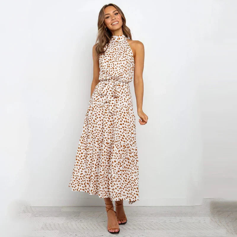 Gepunktetes Neckholder-Kleid