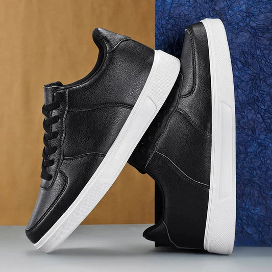 WW | Weiße Und Schwarze Leichte Leder Sneaker Herren