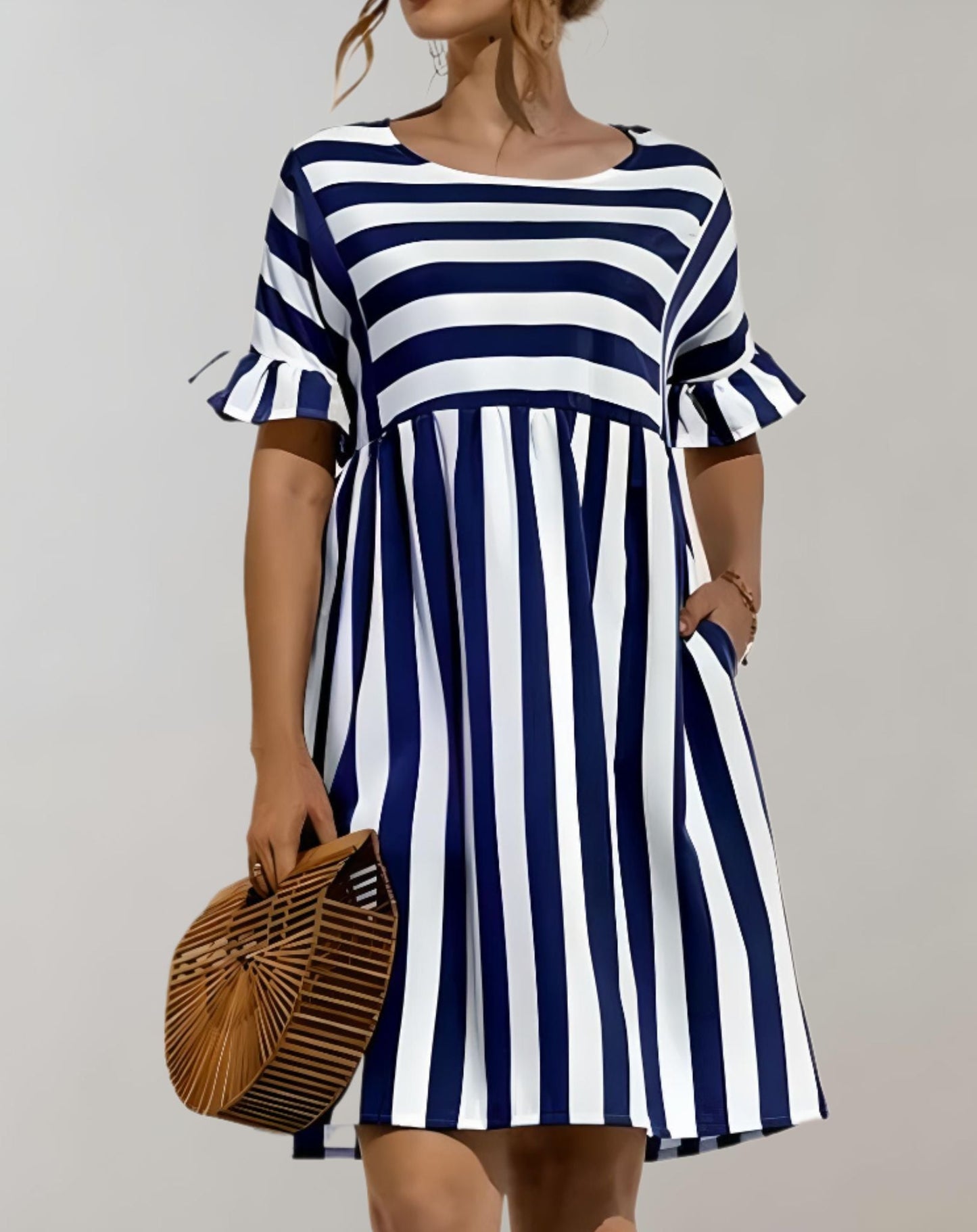 WW | Weites Minikleid Mit Rundhalsausschnitt Und Streifendesign Kleid