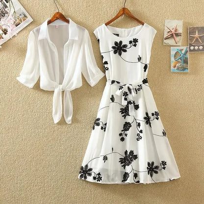 Zweiteiler-Kleid mit Blumenstickerei