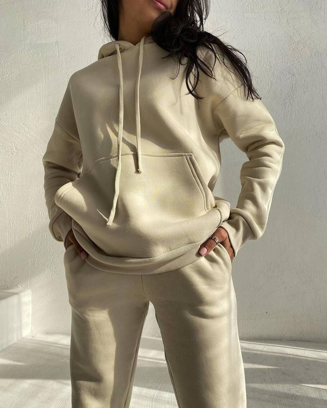 Damen bequemer Kapuzenpullover aus weichem Baumwollmix Merchesia