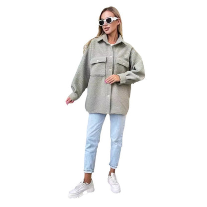 Damen Kuschelige Fleecejacke mit aufgesetzten Taschen und Knopfleiste Merchesia
