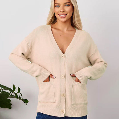 Damen Kuscheliger Cardigan mit V-Ausschnitt und praktischen Taschen Merchesia