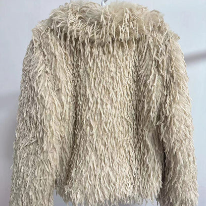 Damen Flauschige Kurzjacke aus Kunstpelz mit tiefem Schnitt Merchesia