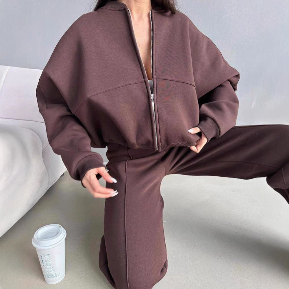 Damen Freizeitlook mit lässiger Zip-Jacke und weit geschnittener Hose Merchesia