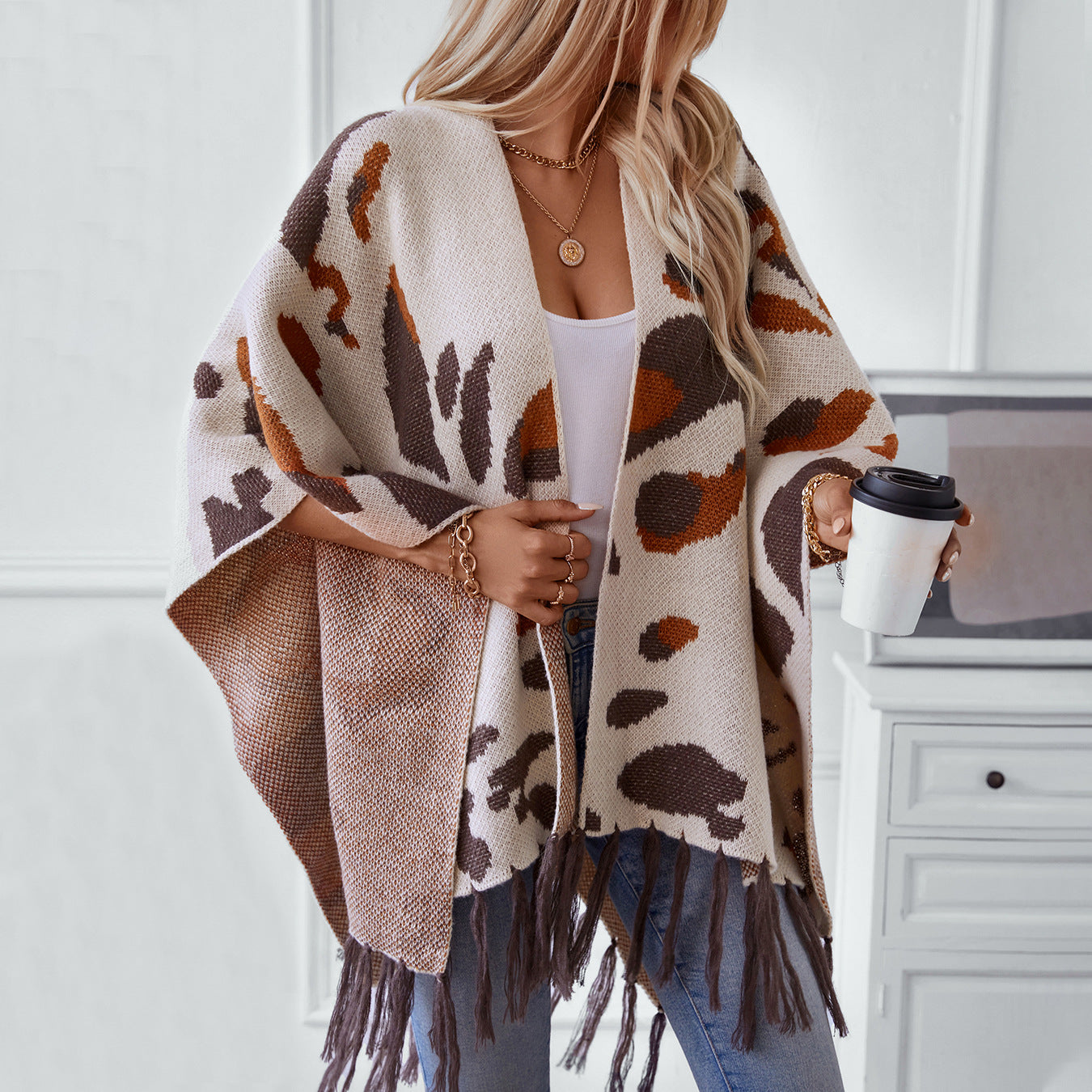 Damen weicher Schal mit fransigem Design Merchesia