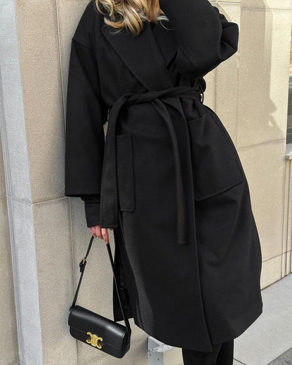 Damen Eleganter Übergangsmantel mit breitem Revers und Gürteldetail Merchesia