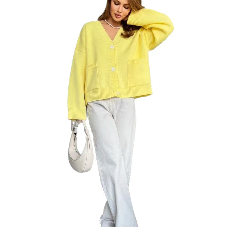 Damen Gemütlicher Strickcardigan mit tiefem V-Ausschnitt und praktischen Taschen Merchesia