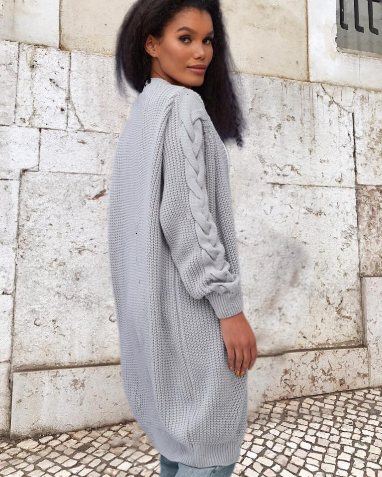 Damen Grobstrickmantel mit eleganten Zopfdetails und lässigem Schnitt Merchesia