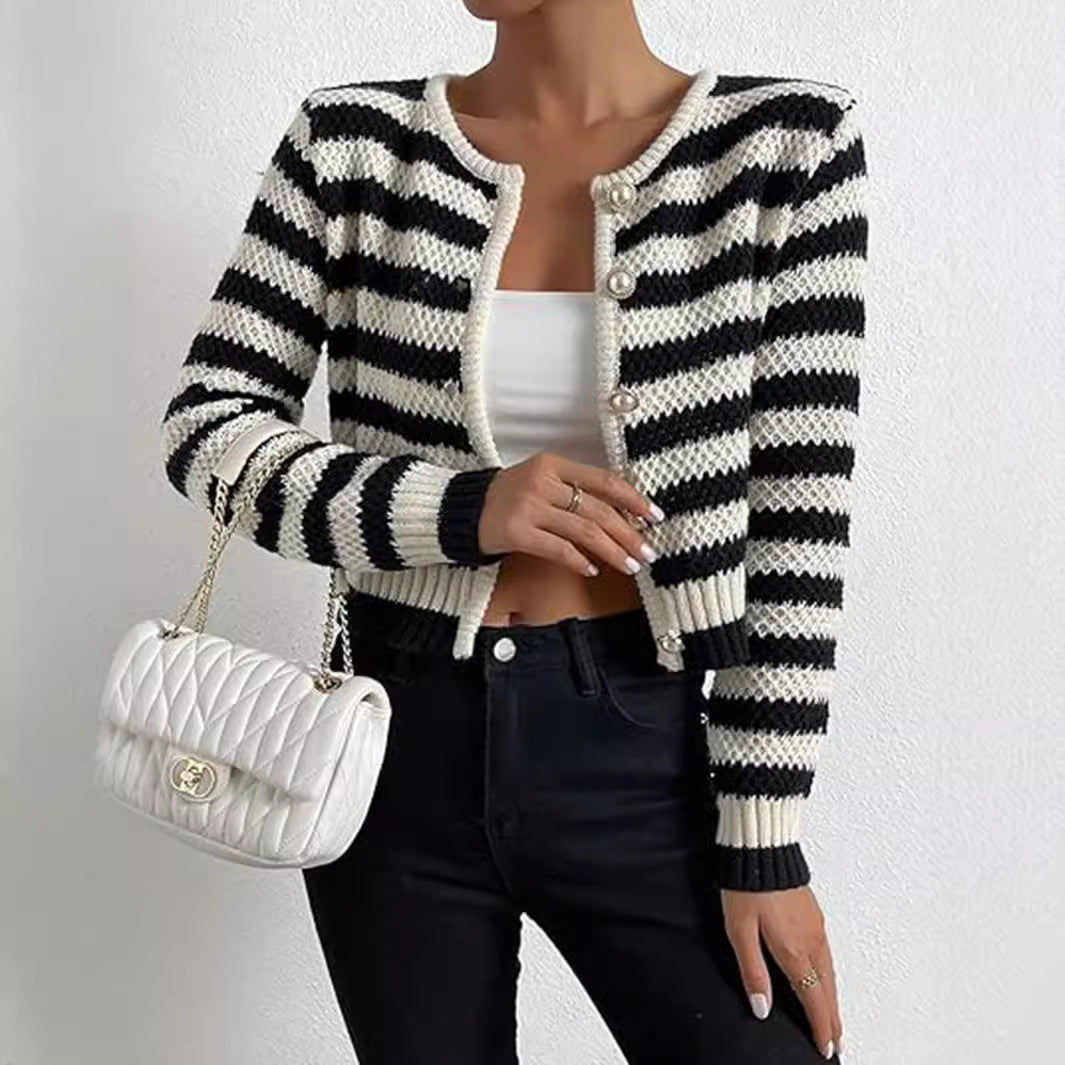 Damen gestreifte Strickjacke mit dekorativen Knöpfen Merchesia