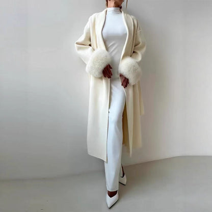 Damen eleganter, warmer Mantel mit luxuriösen Fellsärgen Merchesia