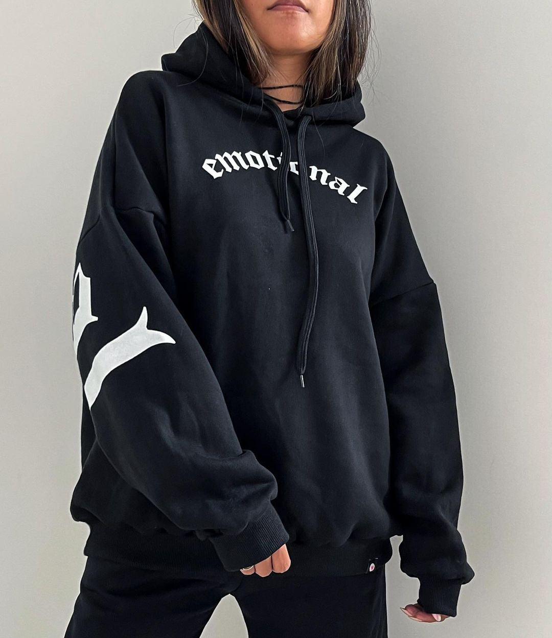 Damen Oversized Kapuzenpullover mit grafischem Print Merchesia