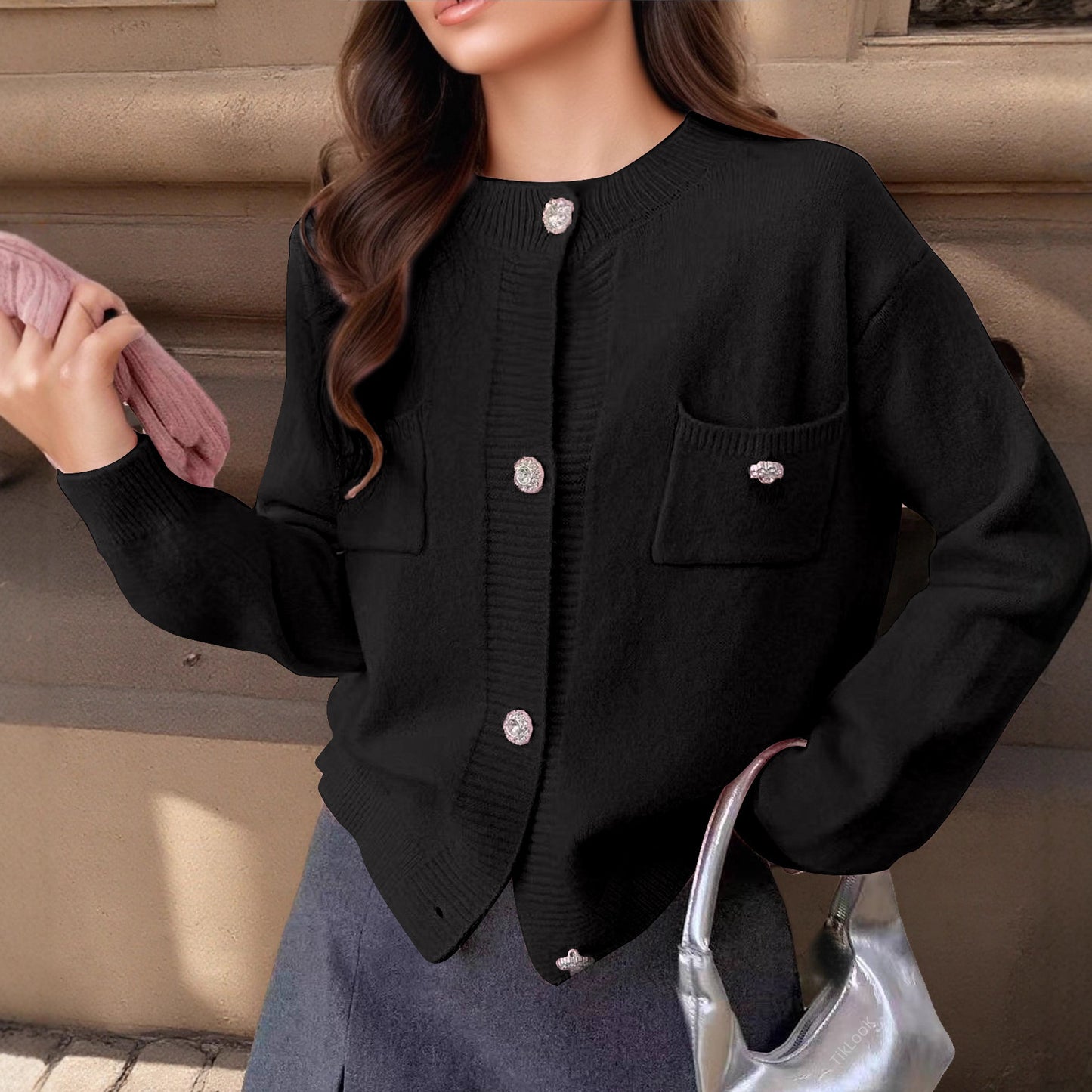 Damen Strickjacke mit dekorativen Taschen und edlen Knöpfen Merchesia