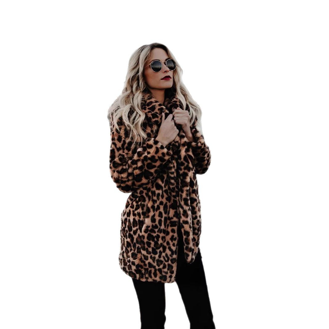 Damen Luxuriöser Kunstpelzmantel im exotischen Leopardenmuster Merchesia