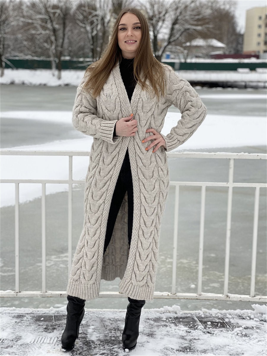 Damen Grobstrickmantel mit offenem Schnitt und praktischen Taschen Merchesia