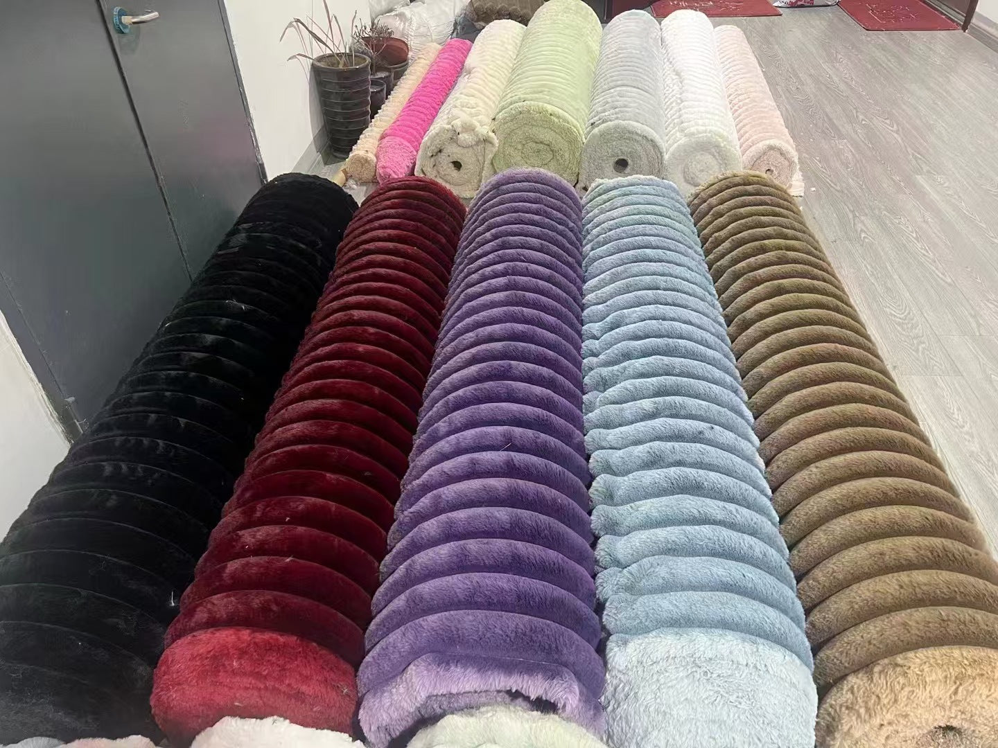 Damen elegante Steppjacke Merchesia