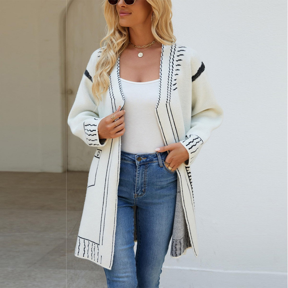 Damen Strickjacke mit einzigartigem Muster und lässigem Schnitt Merchesia