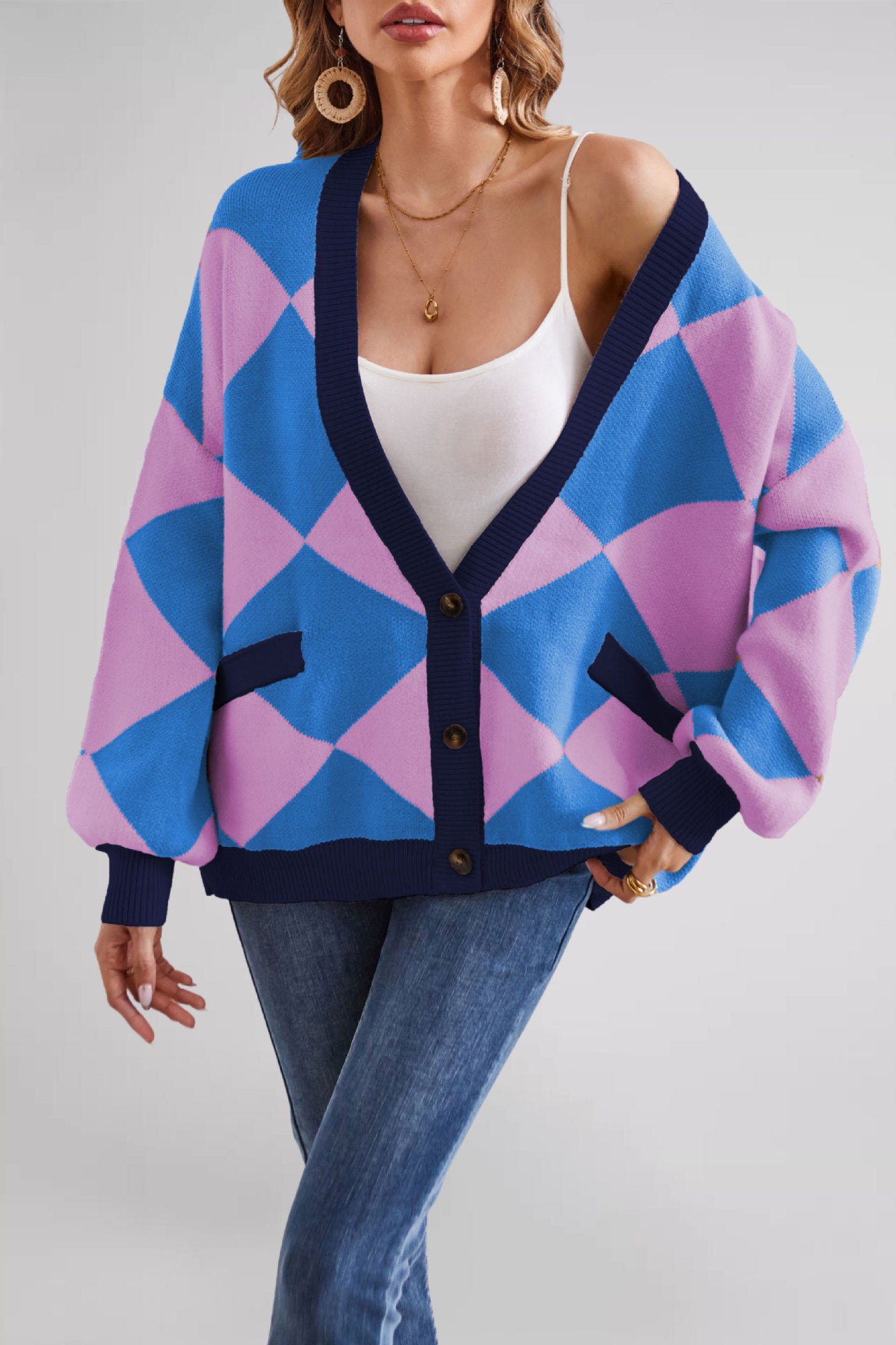 Damen Übergroße Strickjacke mit Karomuster und tiefem V-Ausschnitt Merchesia