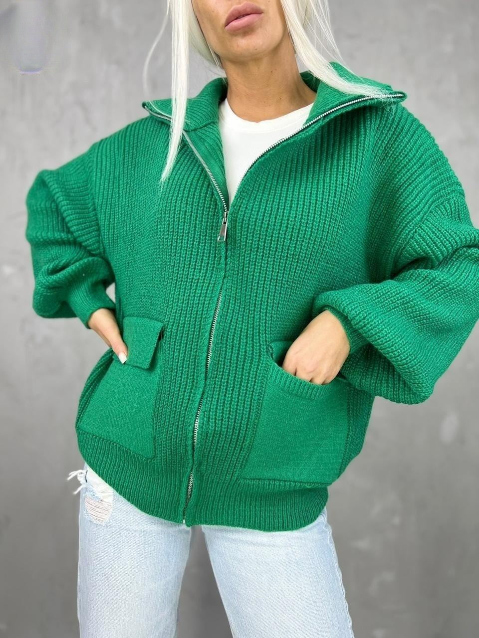 Damen Übergangsstrickjacke mit breitem Reißverschluss und praktischen Taschen Merchesia