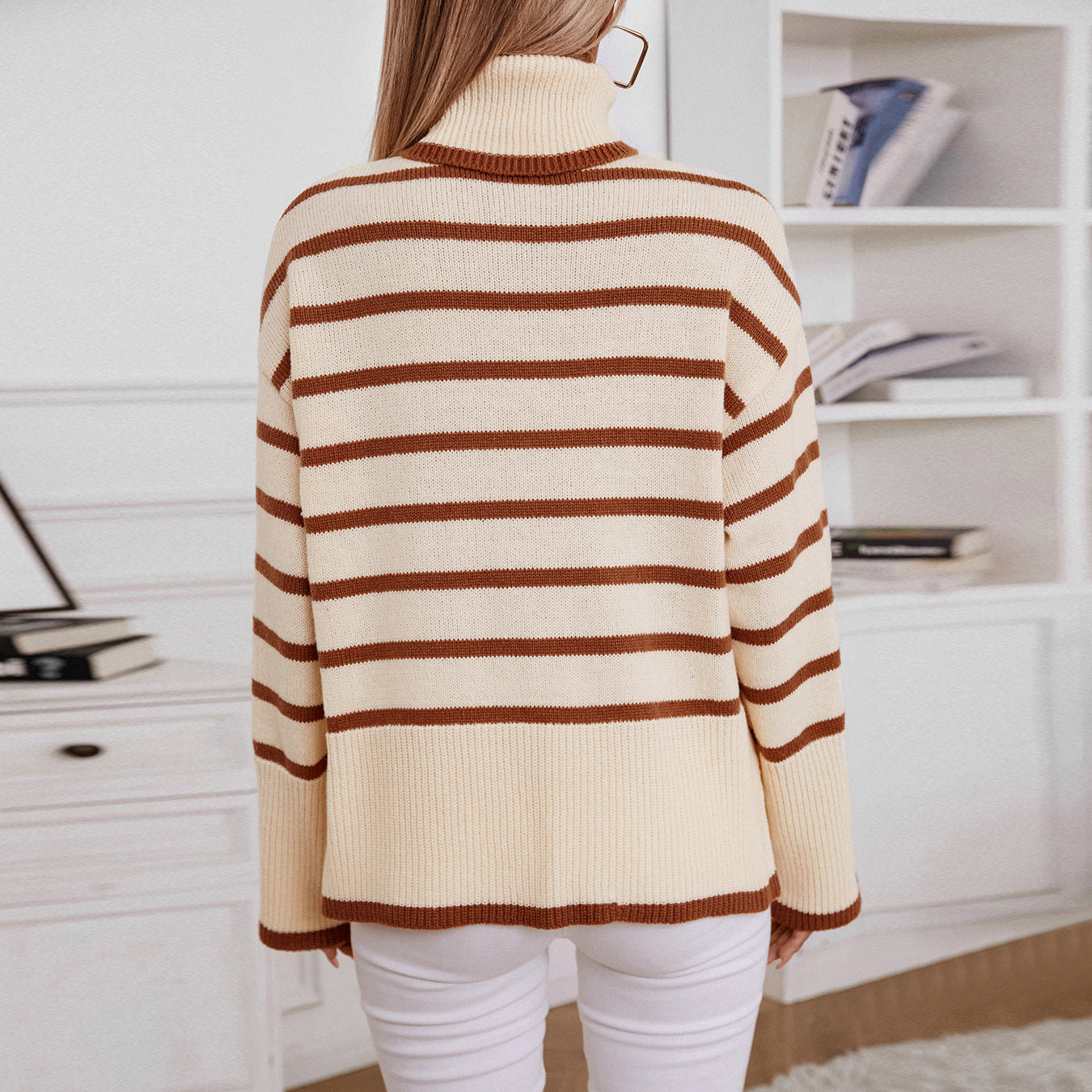 Damen modischer Rollkragenpullover mit breiten Streifen und lässigem Schnitt Merchesia