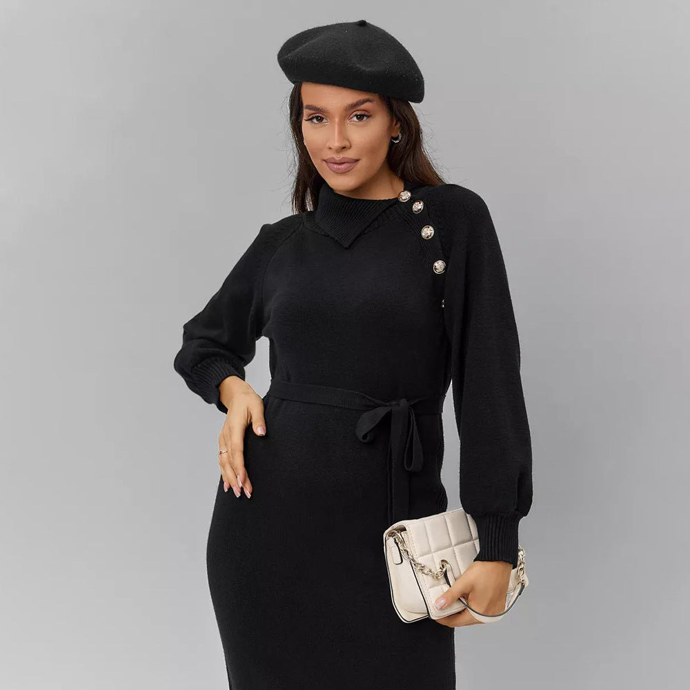 Damen Strickkleid mit taillierendem Gürtel und dekorativen Knopfdetails Merchesia