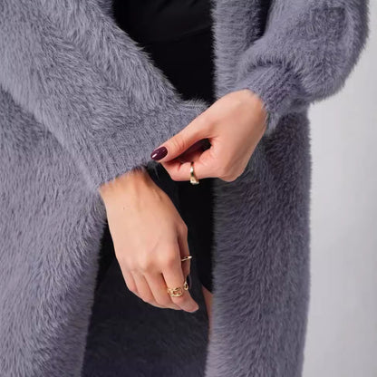 Damen Kuscheliger Strickmantel mit seitlichen Schlitzen und weitem Schnitt Merchesia